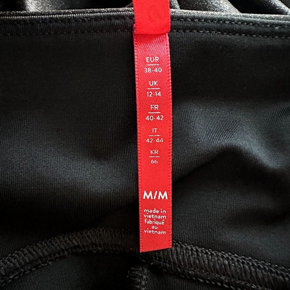 SPANX Black Faux Leather Leggings M - Picture 6 of 10